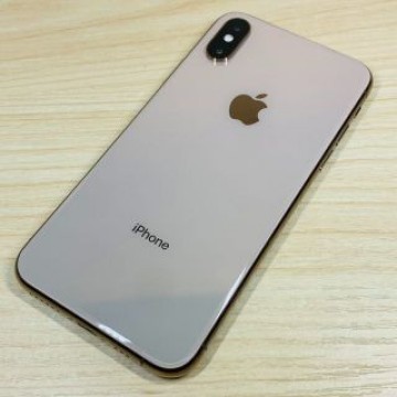 美品 ﾊﾞｯﾃﾘｰ94％ iPhoneXS 256GB Gold P131