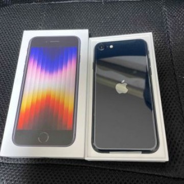 アップル iPhoneSE 第3世代 64GB ミッドナイト au