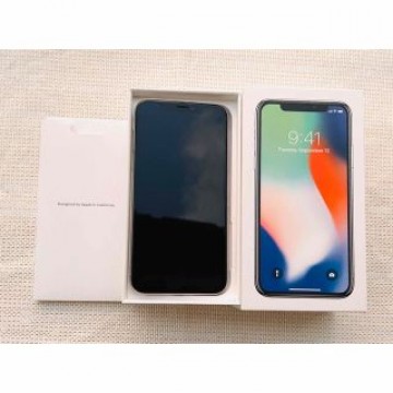 ★ iPhone X 64GB Sシルバーdocomo