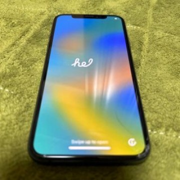iPhone XS 256GB 画面割れジャンク品
