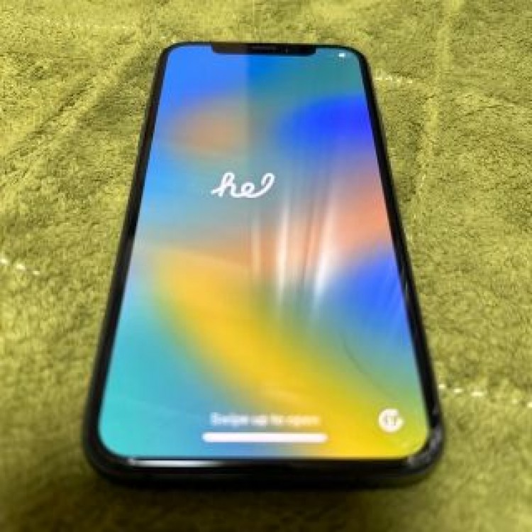 iPhone XS 256GB 画面割れジャンク品