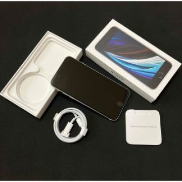 希少！アメリカ版！ 美品 iPhone SE 第2世代 64GB SIMフリー