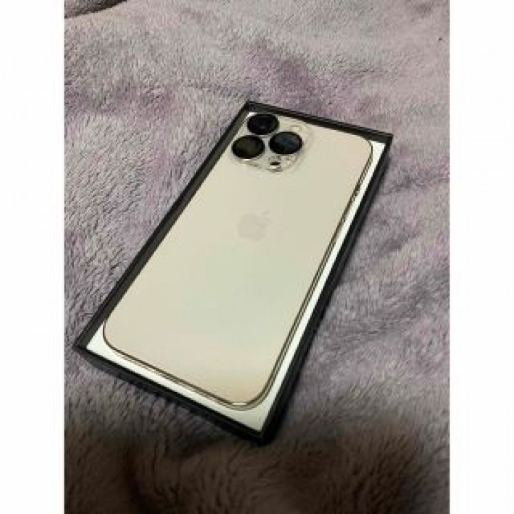【美品】iPhone 13 Pro 256GB ゴールド Anker オマケ