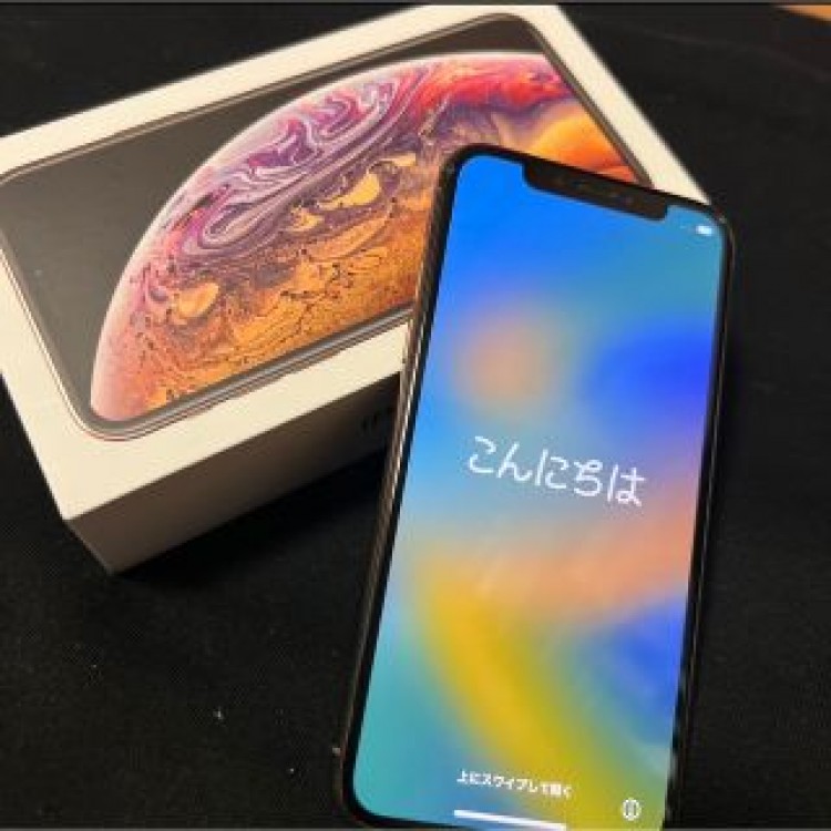 iPhone XS