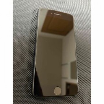 iPhone se 第二世代　128gb ブラック　黒