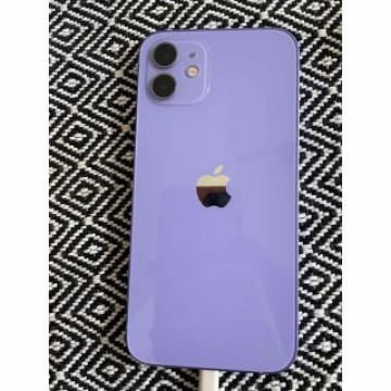 iPhone12 64GB