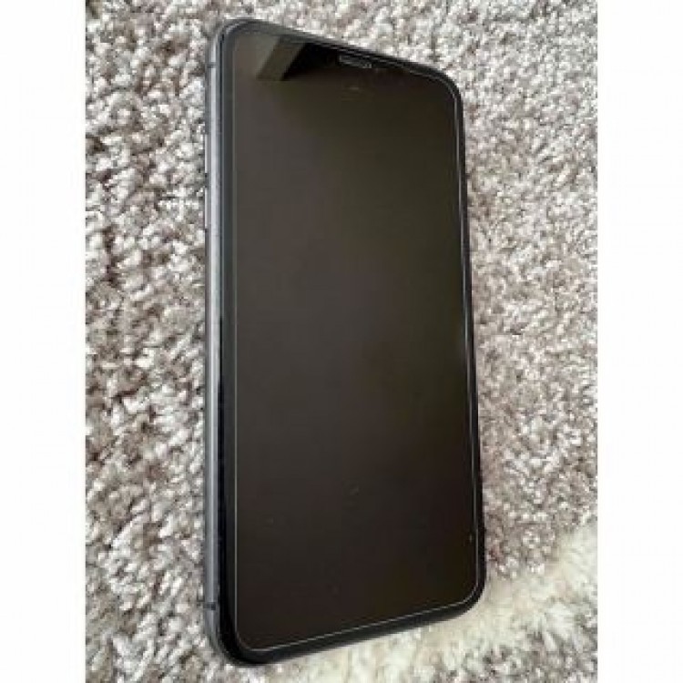 iPhone 11 ブラック 128 GB Softbank