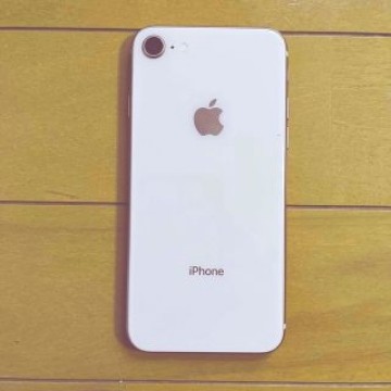 【美品】iPhone8本体　64G ゴールド　未使用イヤホン付