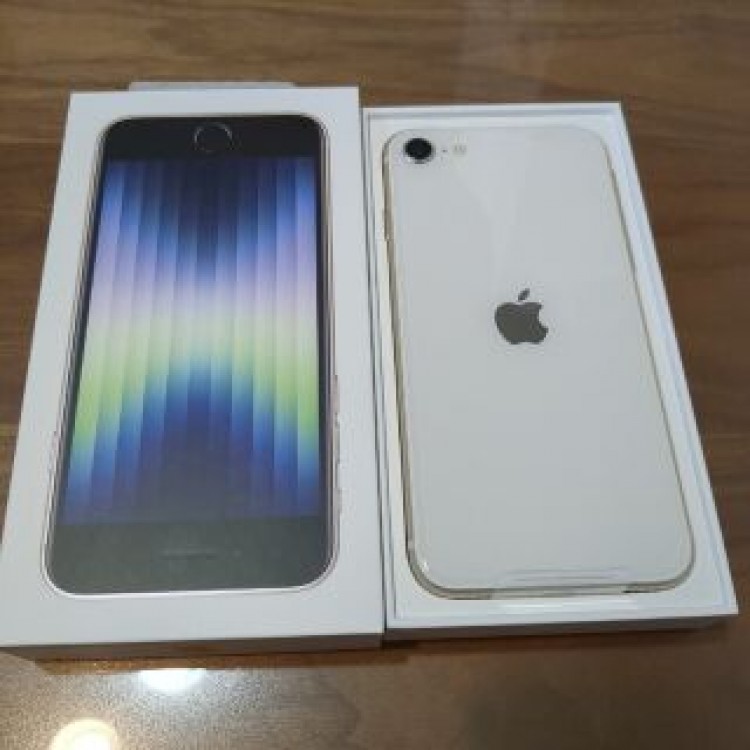 アップル iPhoneSE 第3世代 128GB スターライト