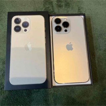 iPhone13pro128ギガ