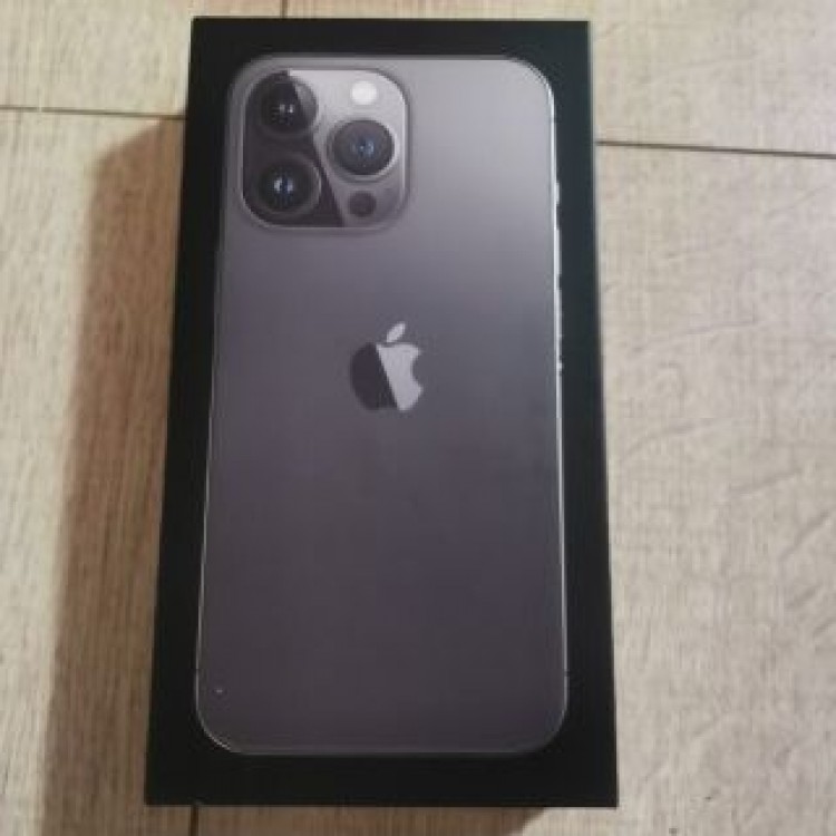 Apple iPhone 13 Pro 256GB SIMフリー 極美品