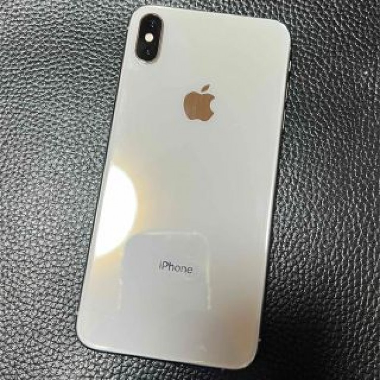 Apple iPhone XS Max 256GB シルバー SIMフリー