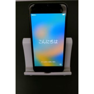 【美品】iPhone SE2 ブラック 64 GB