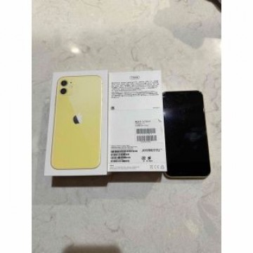 iPhone 11 本体　イエロー 128 GB