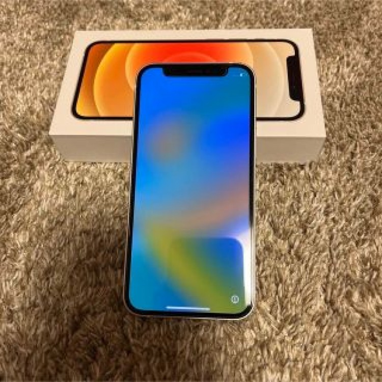 iPhone 12 mini ホワイト128 GB SIMフリー