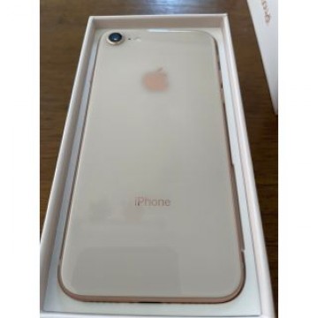 iphone 8  b simフリー ゴールド