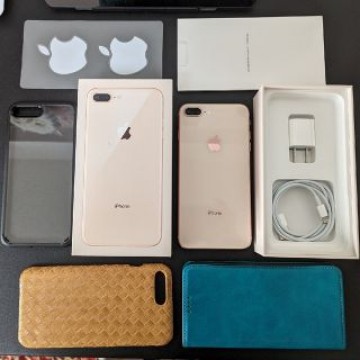 【美品】iPhone8Plus ゴールド 64GB SIMロック解除済