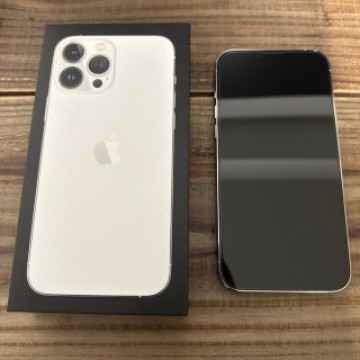 iPhone 13 Pro Max シルバー 128 GB SIMフリー