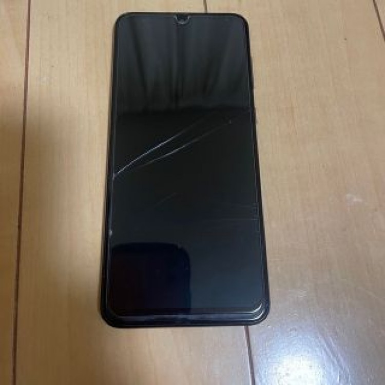 GALAXY A30 SCV43 SIMフリー　スマホ本体