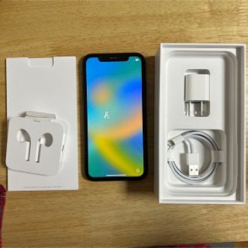 iPhone XR 64GB ブラック　SIMフリー