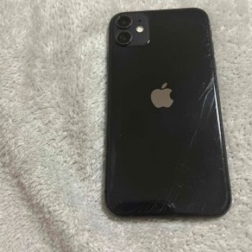 iPhone11 本体　128GB