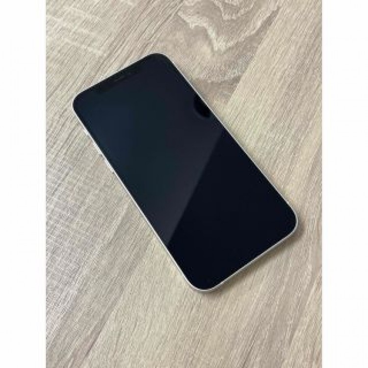 iPhone12 64GB SIMフリー　ホワイト　バッテリー97％[3672]