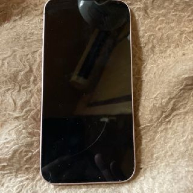 iPhone13 ピンク　128GB  docomo