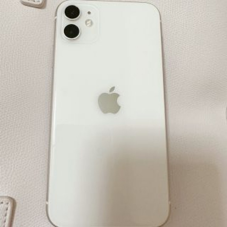 iPhone11 ホワイト 128GB