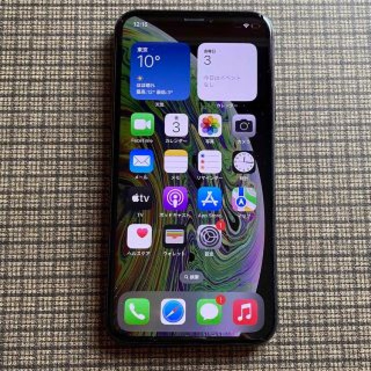 iPhoneXS 64GB SIMフリー