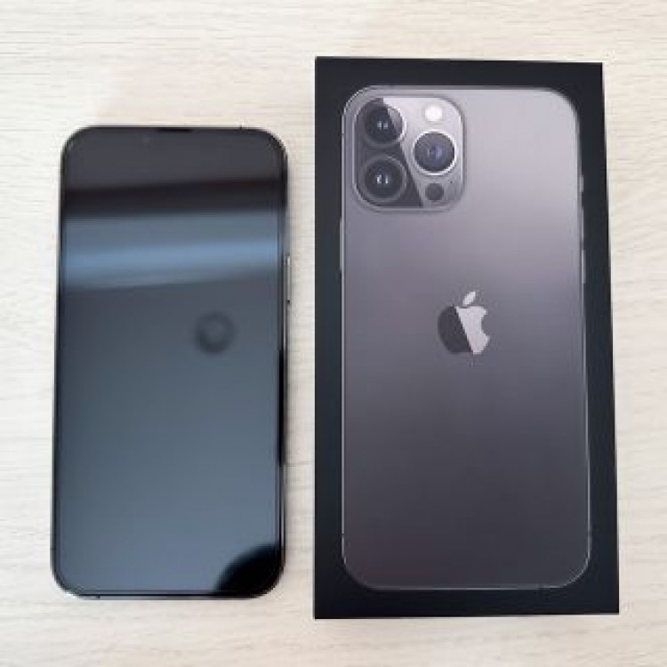 週末セール iPhone 13 Pro Max 256GB SIMフリー