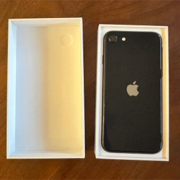 iPhone SE (第3世代) ミッドナイト 64 GB Softbank