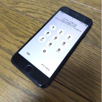 iPhone7 32GB　SIMフリー　ブラック