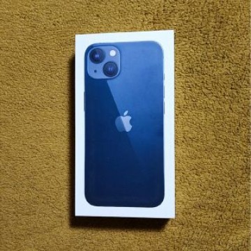 新品未使用　iPhone 13 128gb