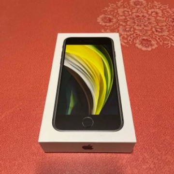 アップル iPhoneSE 第2世代 128GB ブラック