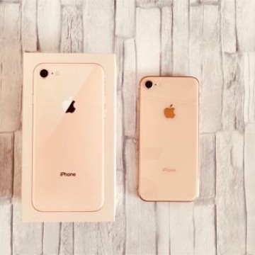 Apple iPhone8 ゴールド 64GB