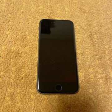 iphone 8  b simフリー スペースグレイ64G 携帯電話