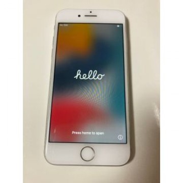 iPhone 7 128GB シルバー SIMフリー