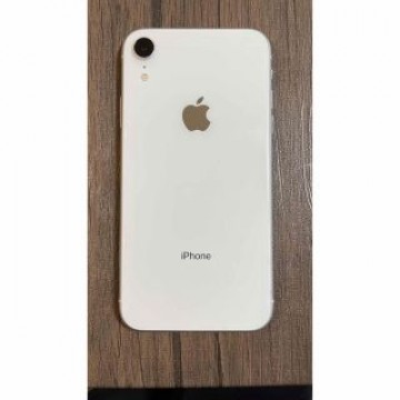 iPhone XR 本体　64GB ホワイト