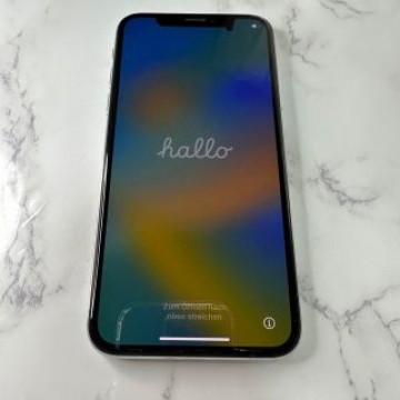 iPhone X Silver 64 GB SIMフリー