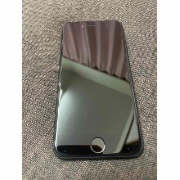 iPhone SE2 第二世代　128GB SIMフリー