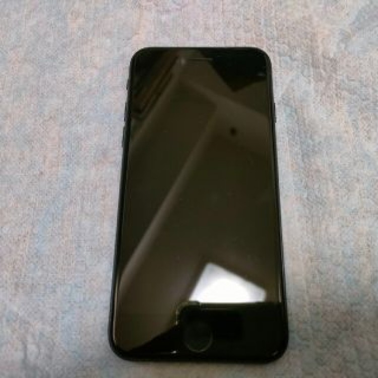 iPhone　SE 第３世代　64GB 未使用品