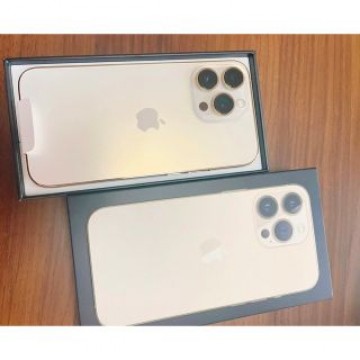限定値下げ♡iPhone13pro本体 ケース2つ付き♡