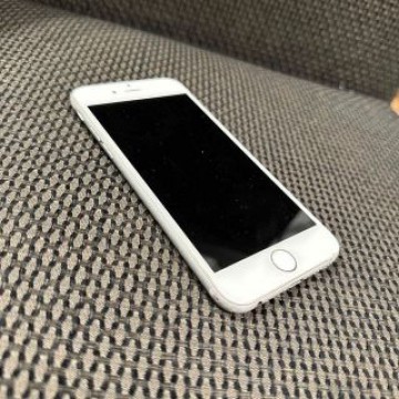 iPhone6 シルバー