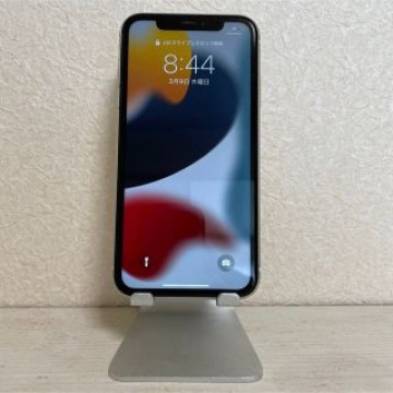 iPhone 11 64GB ホワイト