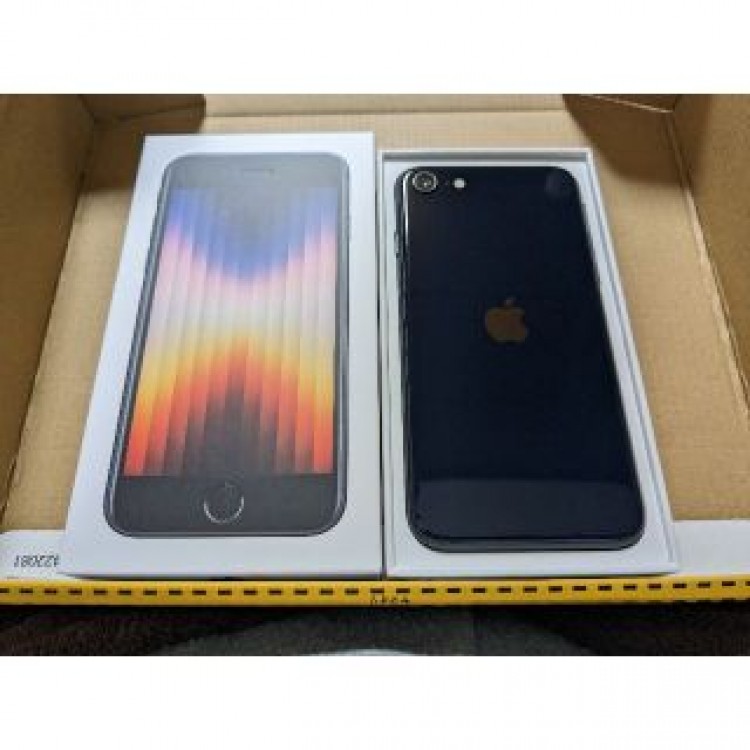 新品未使用 iPhone SE3 第3世代 128GB ミッドナイト
