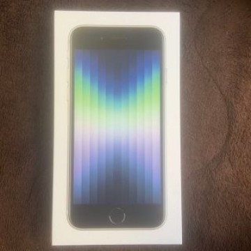 アップル iPhoneSE 第3世代 128GB スターライト SIMフリー