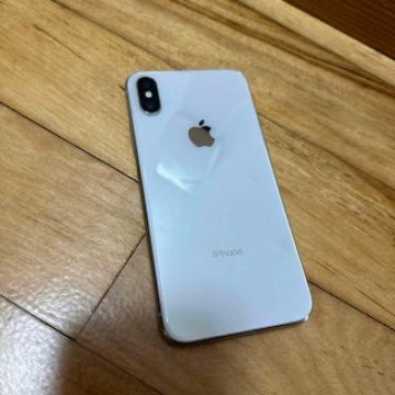 Apple iPhone X Silver 256 GB 画面割れ有 256GB