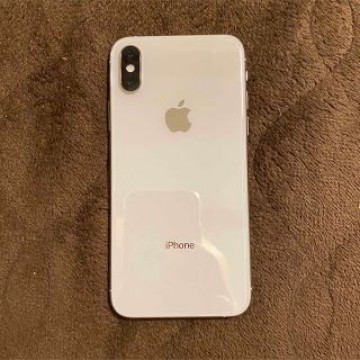 iPhone Xs Silver 64 GB SIMフリー　本体