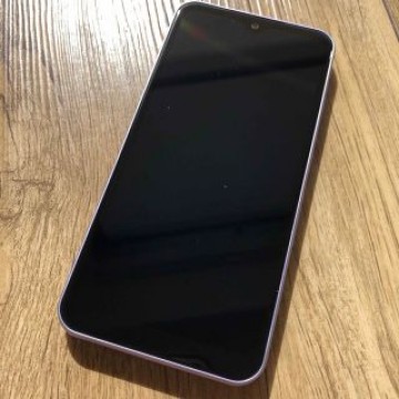 SIMフリー　【美品】docomo arrows F-51B スマホ