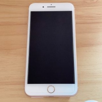 iPhone8 Plus 65G SIMフリー　ゴールド　スマホ　本体　美品